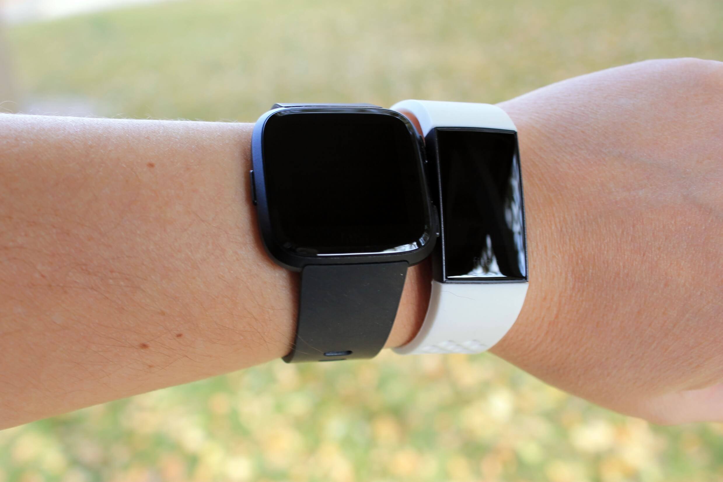 Fitbit Charge 3 vs. Versa: Comparing 